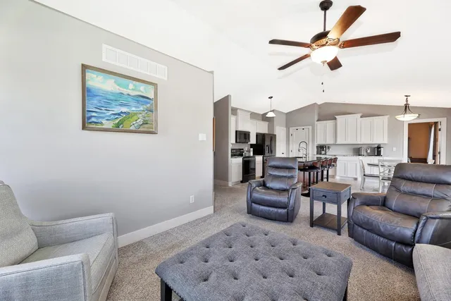 $409,000 | 2637 58th Court, Wichita, KS 67204