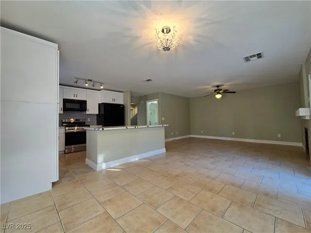 $2,500 | 1309 Paraiso Street, Las Vegas, NV 89117