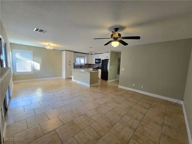 $2,500 | 1309 Paraiso Street, Las Vegas, NV 89117