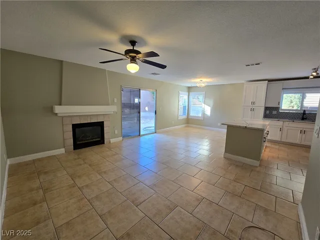 $2,500 | 1309 Paraiso Street, Las Vegas, NV 89117
