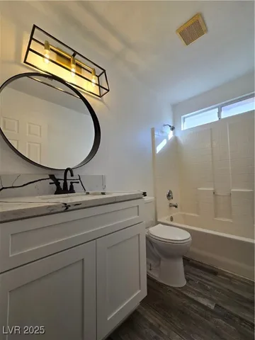 $2,500 | 1309 Paraiso Street, Las Vegas, NV 89117