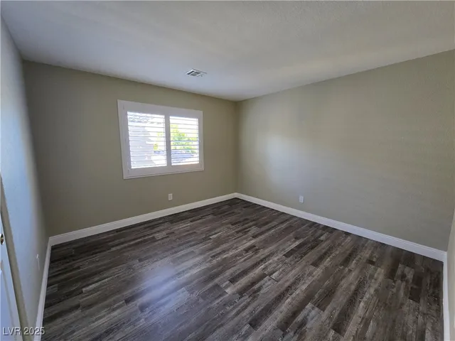 $2,500 | 1309 Paraiso Street, Las Vegas, NV 89117