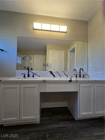 $2,500 | 1309 Paraiso Street, Las Vegas, NV 89117