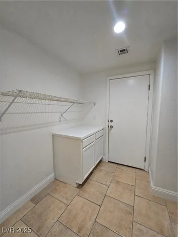 $2,500 | 1309 Paraiso Street, Las Vegas, NV 89117
