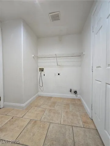 $2,500 | 1309 Paraiso Street, Las Vegas, NV 89117