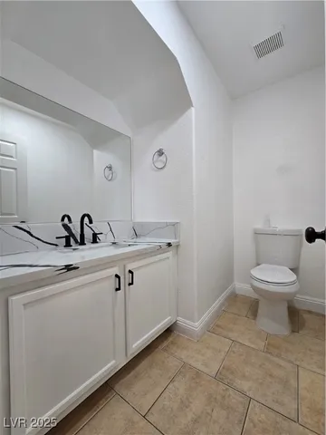 $2,500 | 1309 Paraiso Street, Las Vegas, NV 89117