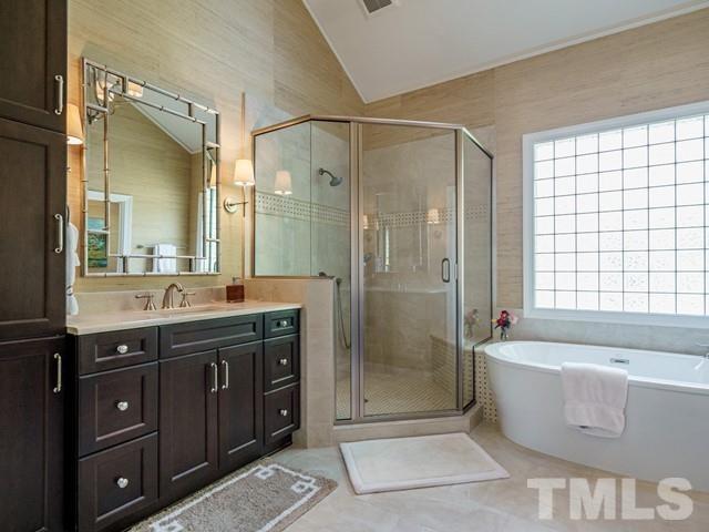 2001 Tradd Court Raleigh, NC 27607 - Photo 18 of 29