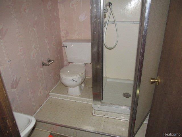 29823 Fall River Road Southfield, MI 48076 - Photo 22 of 25 261-849157 - (19).JPG