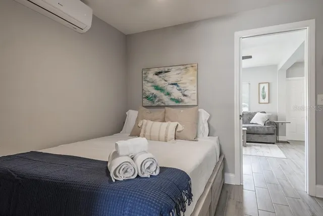 $1,900 | 15732 Bolesta Road, Unit B, Clearwater, FL 33760