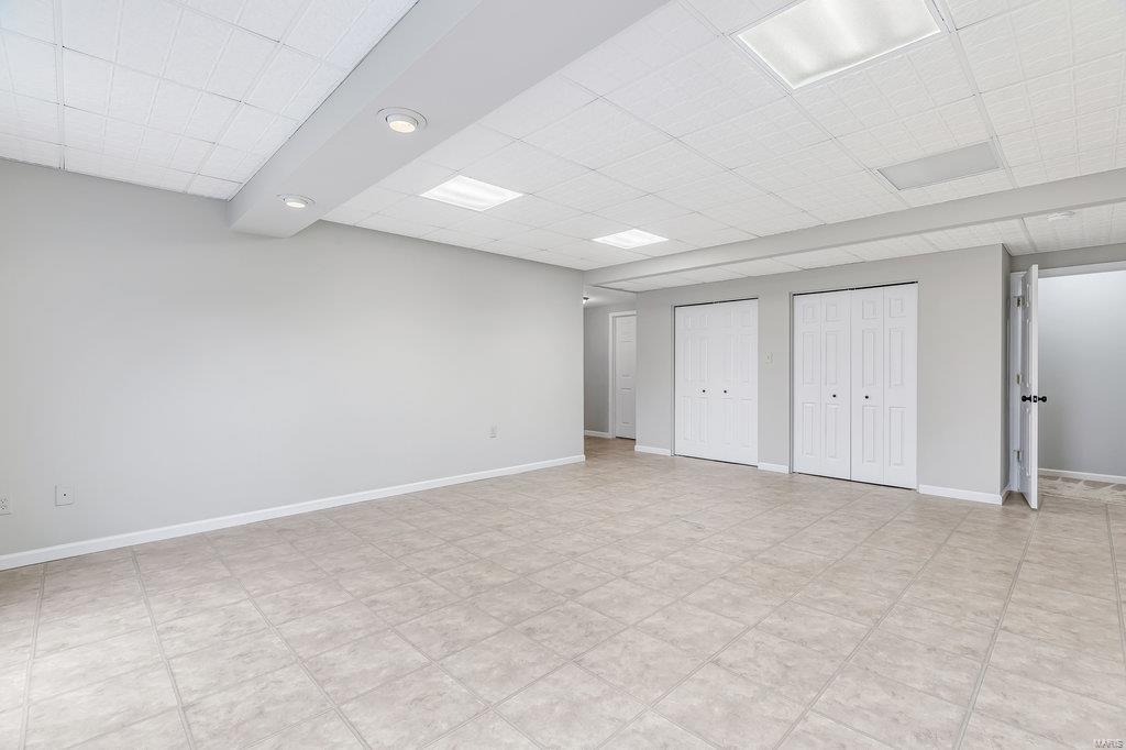 1055 Kiefer Ridge Drive Ballwin, MO 63021 - Photo 38 of 63 Gallery Image 38