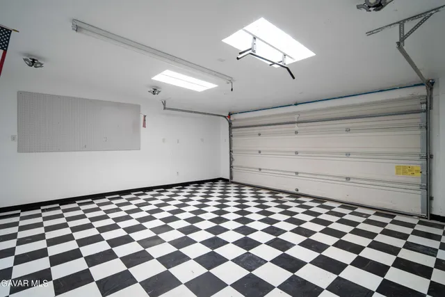 $319,900 | 15921 Melva Street, Mojave, CA 93501