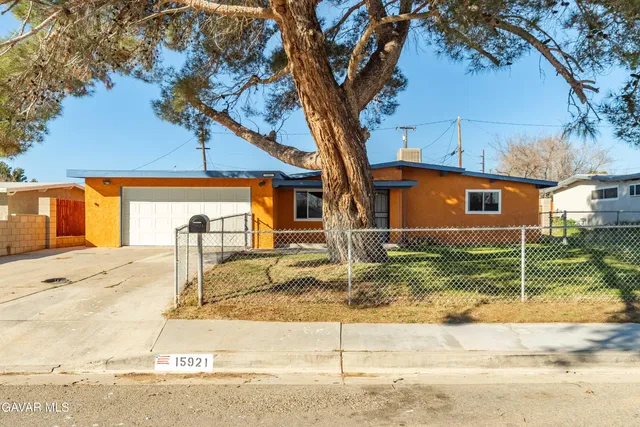 $319,900 | 15921 Melva Street, Mojave, CA 93501