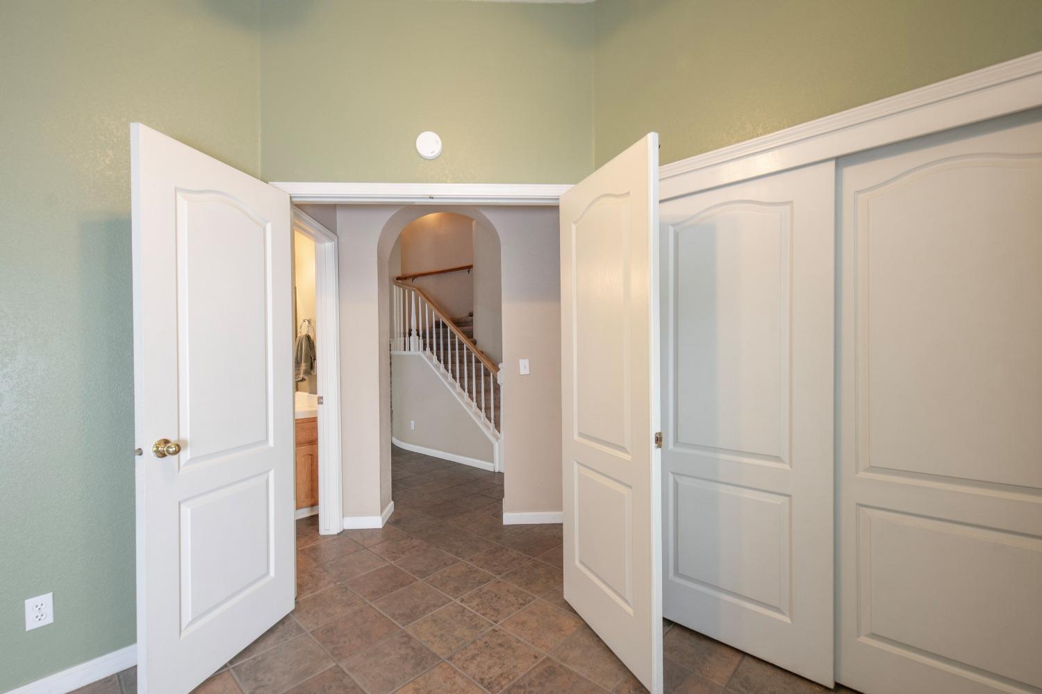 1361 Birch Avenue Clovis, CA 93611 - Photo 25 of 43 a view of entryway with white walls