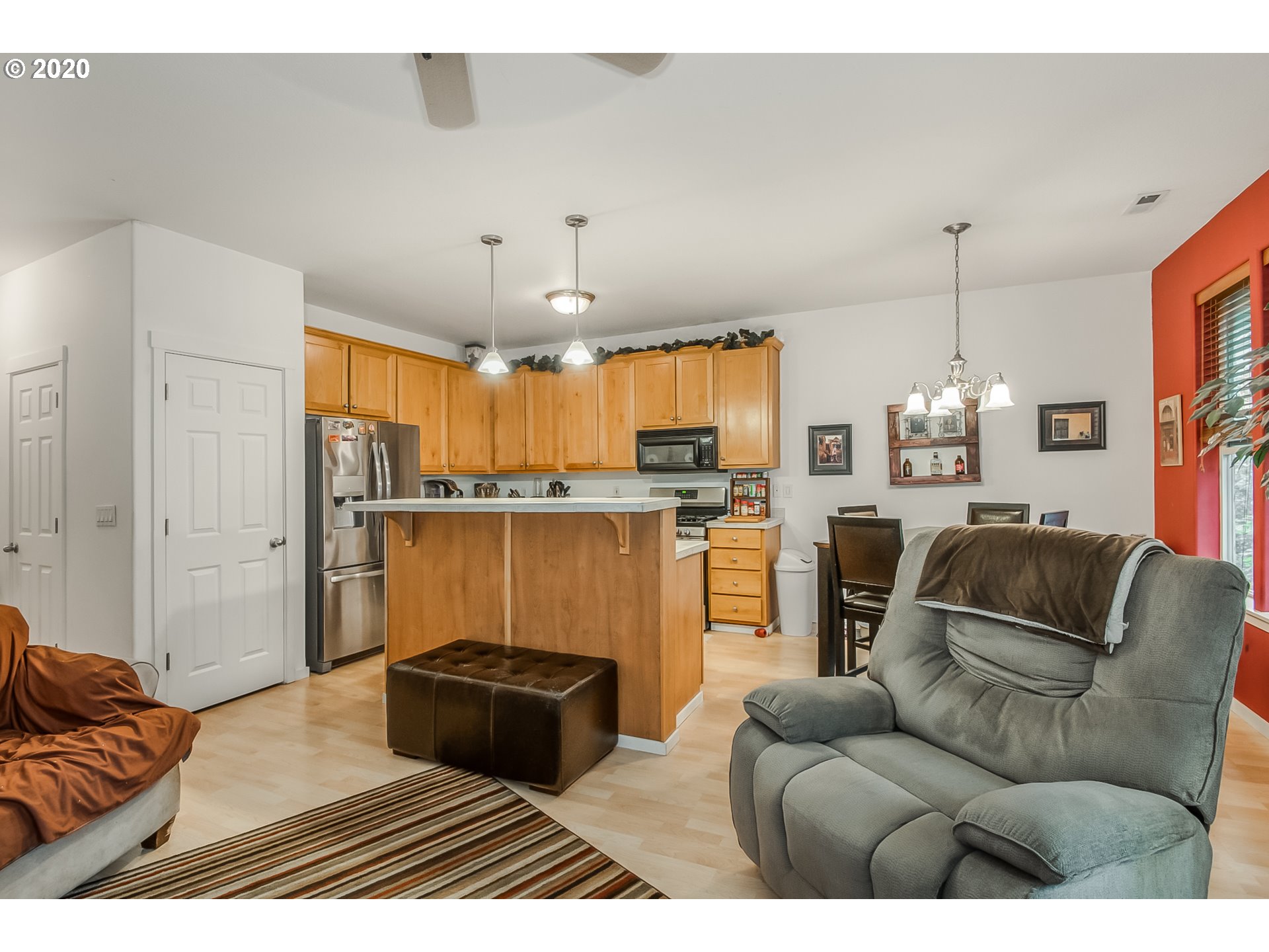 Living Room/Dining Room