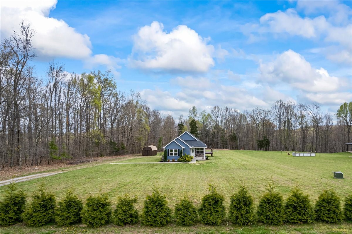 1689 Taurus Farm Road Lafayette, TN 37083 - Photo 3 of 41