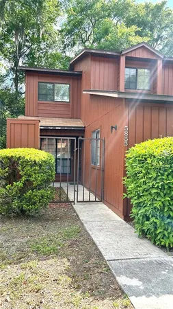 $1,550 | 5855 Southwest 8th Place, Gainesville, FL 32607
