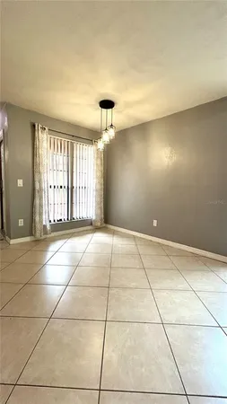 $1,550 | 5855 Southwest 8th Place, Gainesville, FL 32607