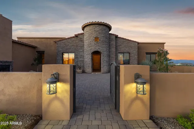 $1,150,000 | 16215 East Saguaro Vista Drive, Scottsdale, AZ 85262