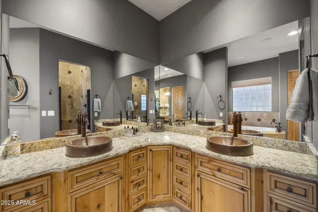 $1,150,000 | 16215 East Saguaro Vista Drive, Scottsdale, AZ 85262