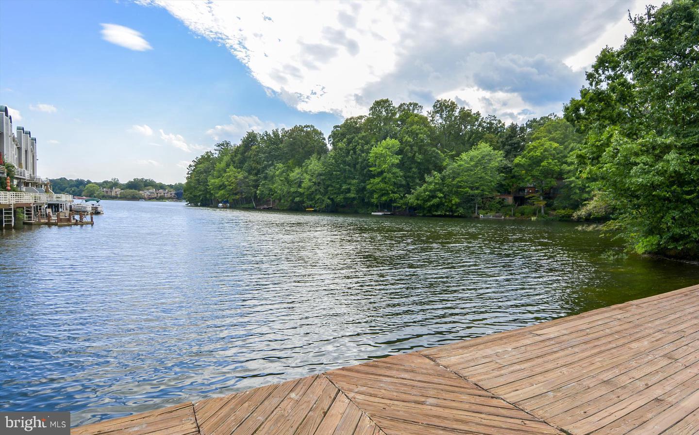 11928 Sentinel Point Court Reston, VA 20191 - Photo 33 of 35 Gallery Image 33
