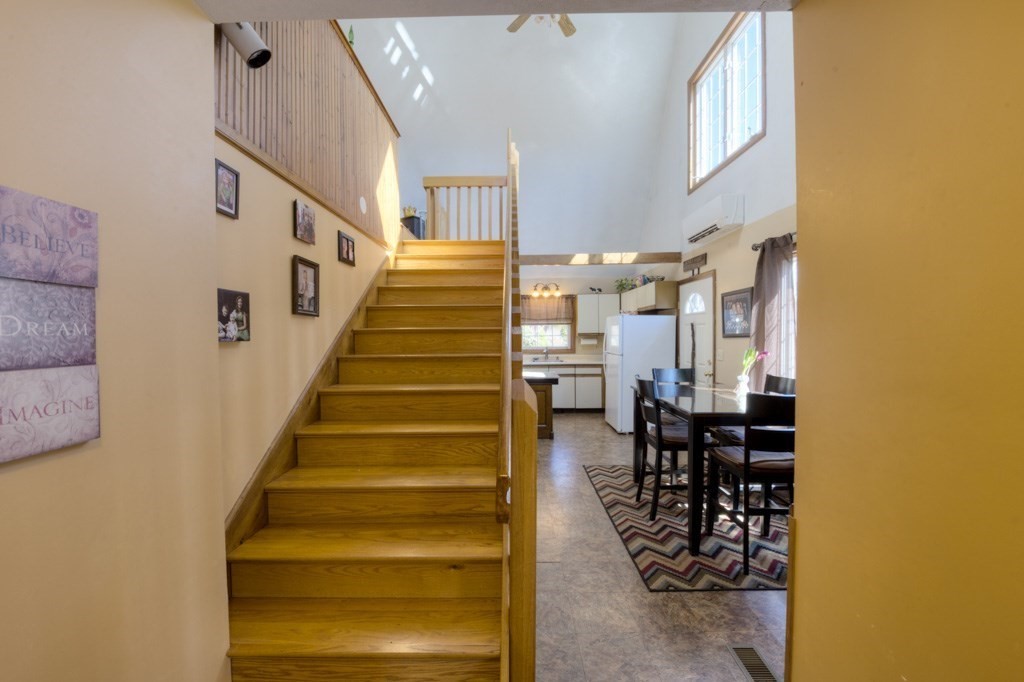 51 Webber Road Brookfield, MA 01506 - Photo 13 of 42 a view of entryway and hall
