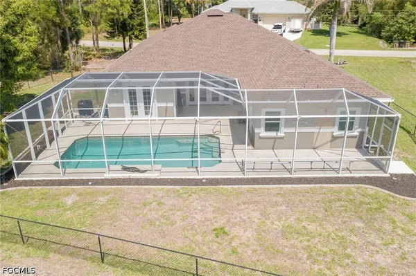$2,700 | 638 Parkdale Boulevard, Lehigh Acres, FL 33974