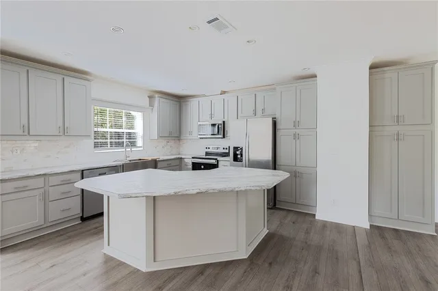 $219,900 | 7114 Waycross Highway, Jesup, GA 31545