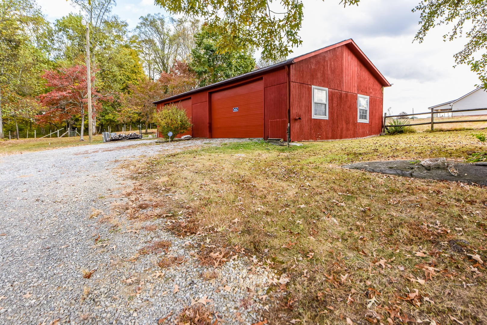 4113 Light Pink Road Louisville, TN 37777 - Photo 3 of 40 Gallery Image 3