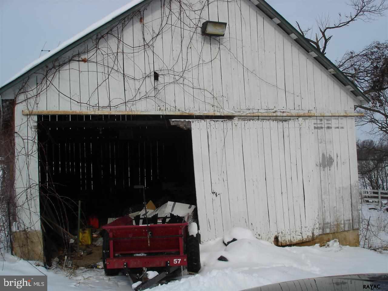 2819 Jefferson Road Spring Grove, PA 17362 - Photo 6 of 7