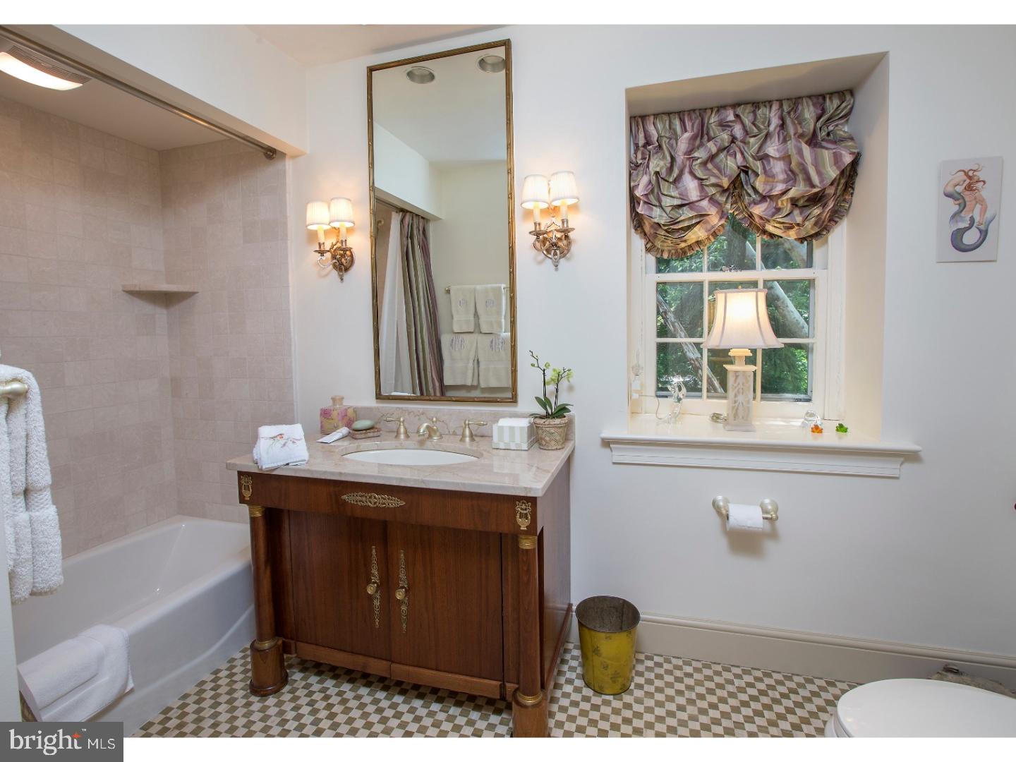 651 River Road Yardley, PA 19067 - Photo 13 of 25 Gallery Image 13