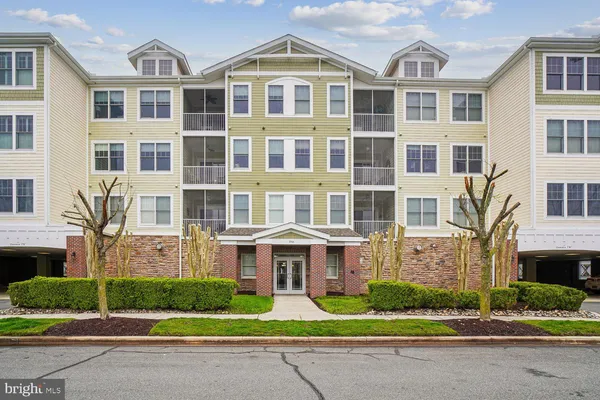 $395,000 | 31568 Winterberry Parkway, Unit 306, Selbyville, DE 19975