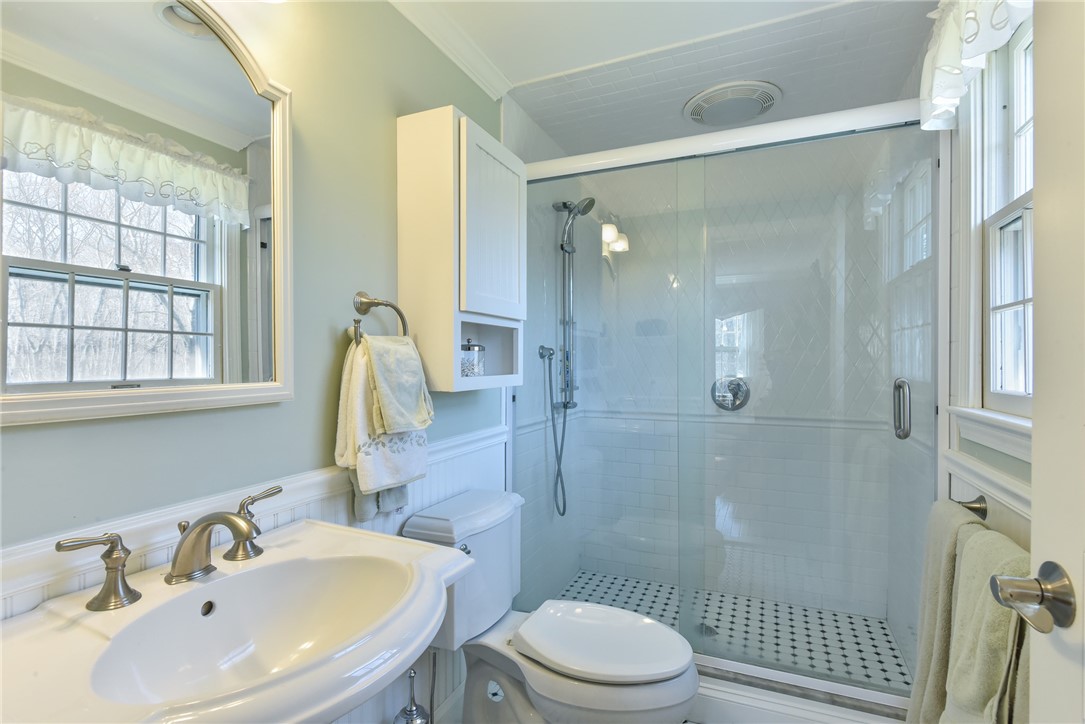 124 Daniel Drive North Kingstown, RI 02852 - Photo 24 of 39