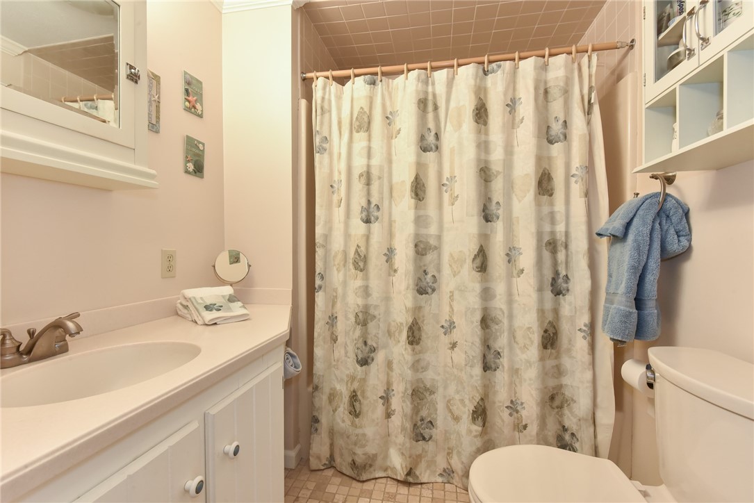 124 Daniel Drive North Kingstown, RI 02852 - Photo 27 of 39