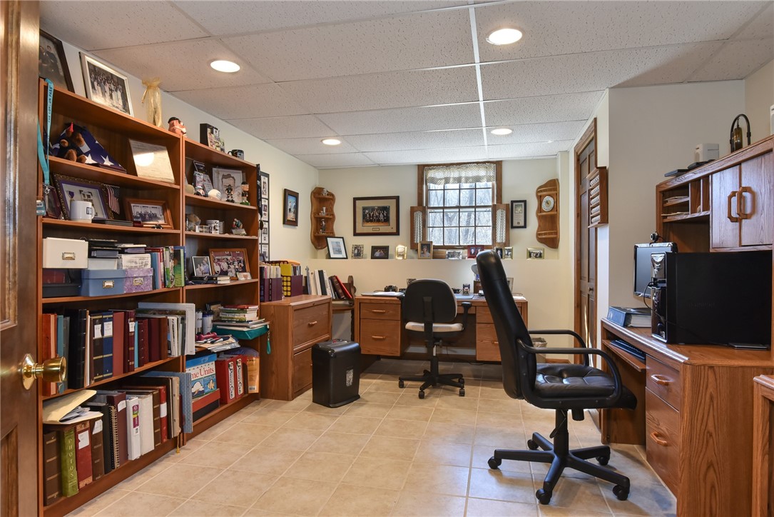 124 Daniel Drive North Kingstown, RI 02852 - Photo 30 of 39