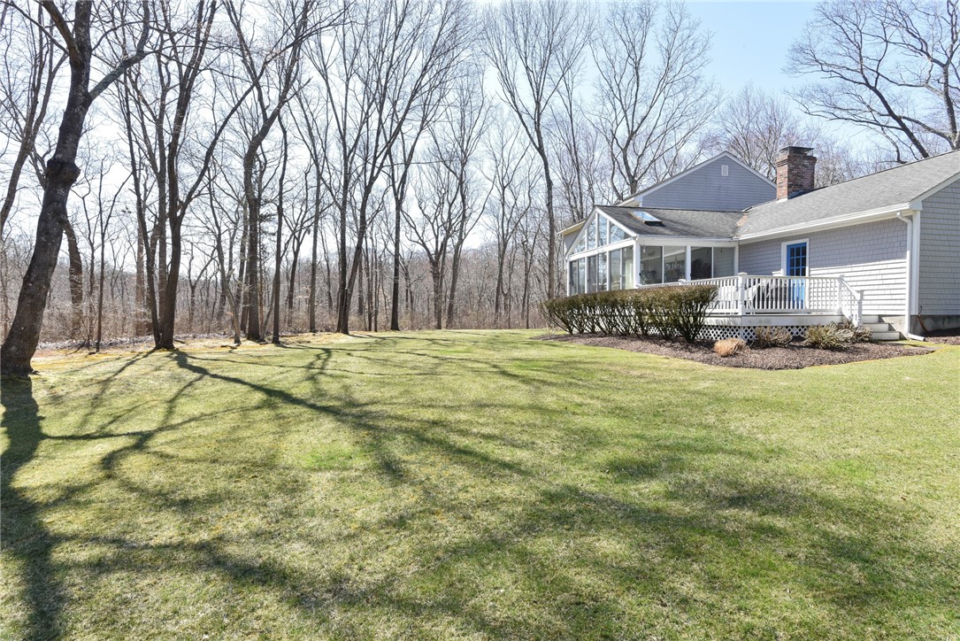 124 Daniel Drive North Kingstown, RI 02852 - Photo 35 of 39