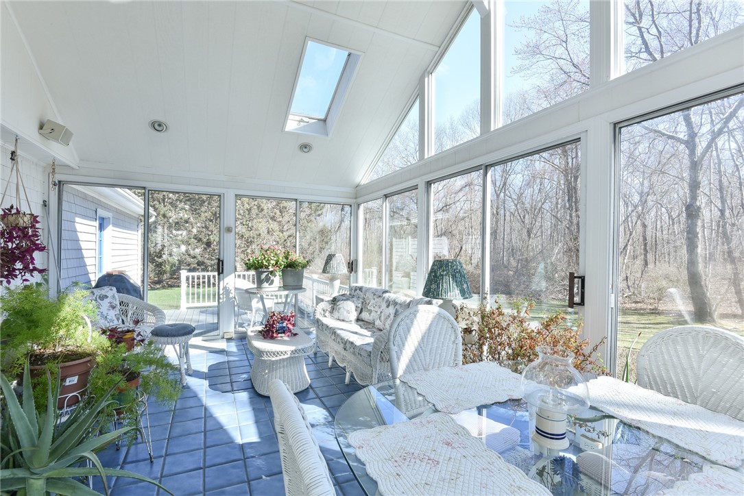 124 Daniel Drive North Kingstown, RI 02852 - Photo 9 of 39