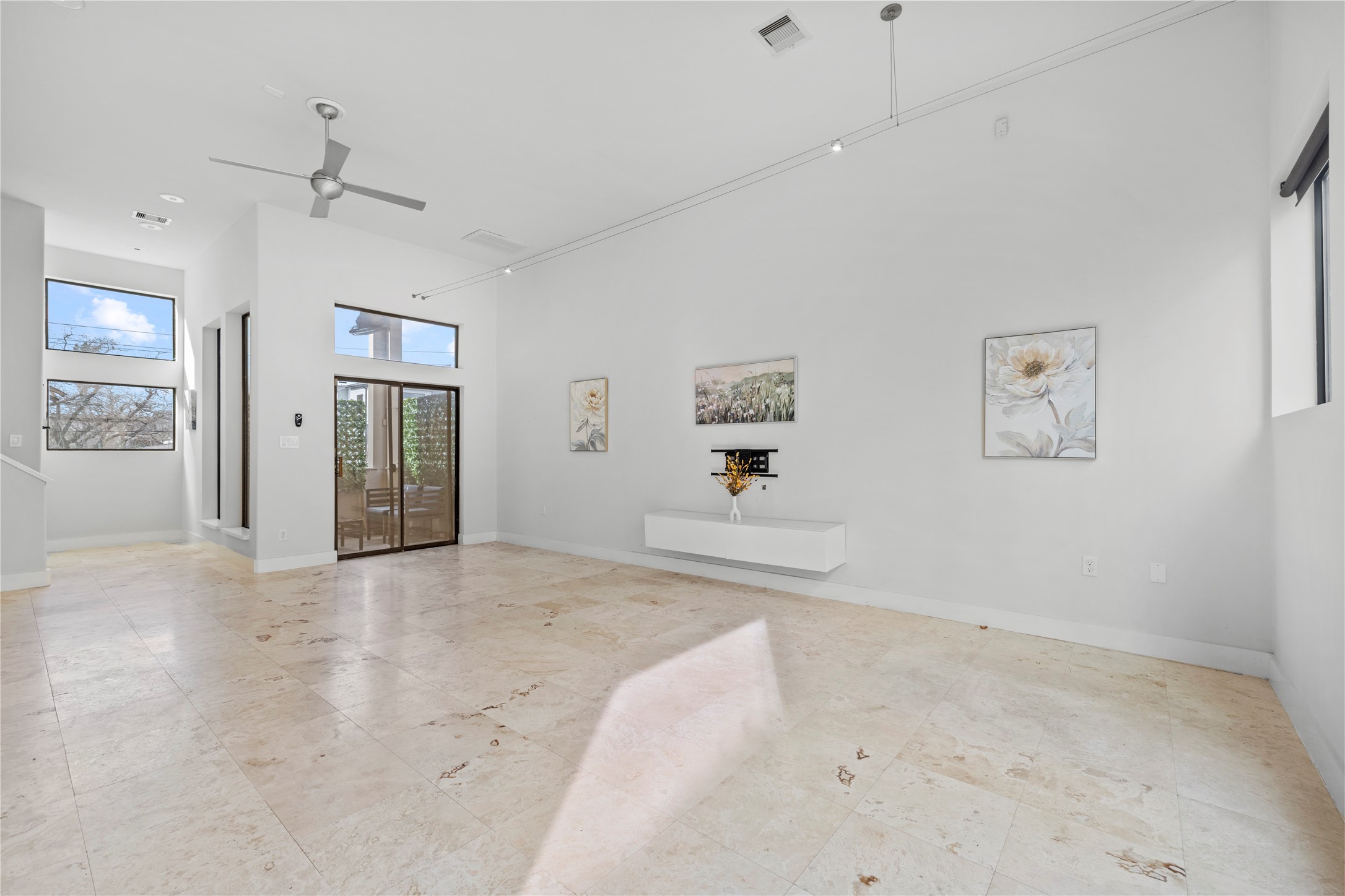 2417 Charleston Street Houston, TX 77021 - Photo 11 of 32