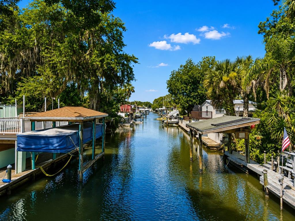 173 Flamingo Road Edgewater, FL 32141 - Photo 4 of 38