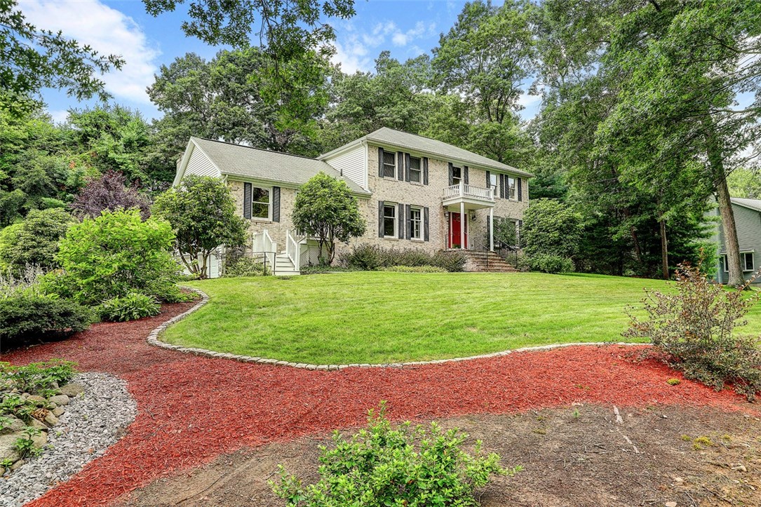 24 Colwell Road Smithfield, RI 02828 - Photo 3 of 50