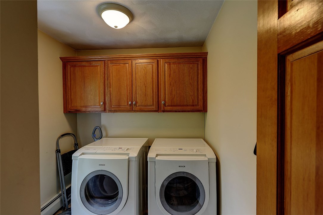 24 Colwell Road Smithfield, RI 02828 - Photo 33 of 50