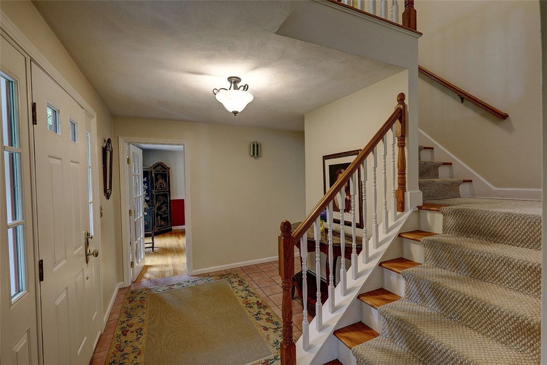 24 Colwell Road Smithfield, RI 02828 - Photo 34 of 50