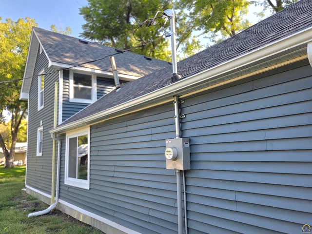 $149,900 | 321 West Perry Street, Rossville, KS 66533