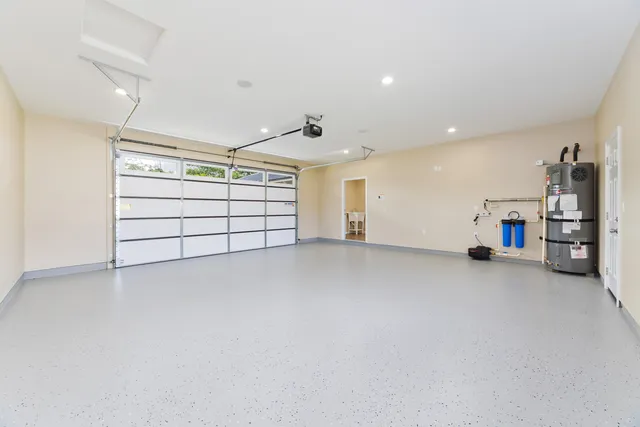 a view of a house with a big yard