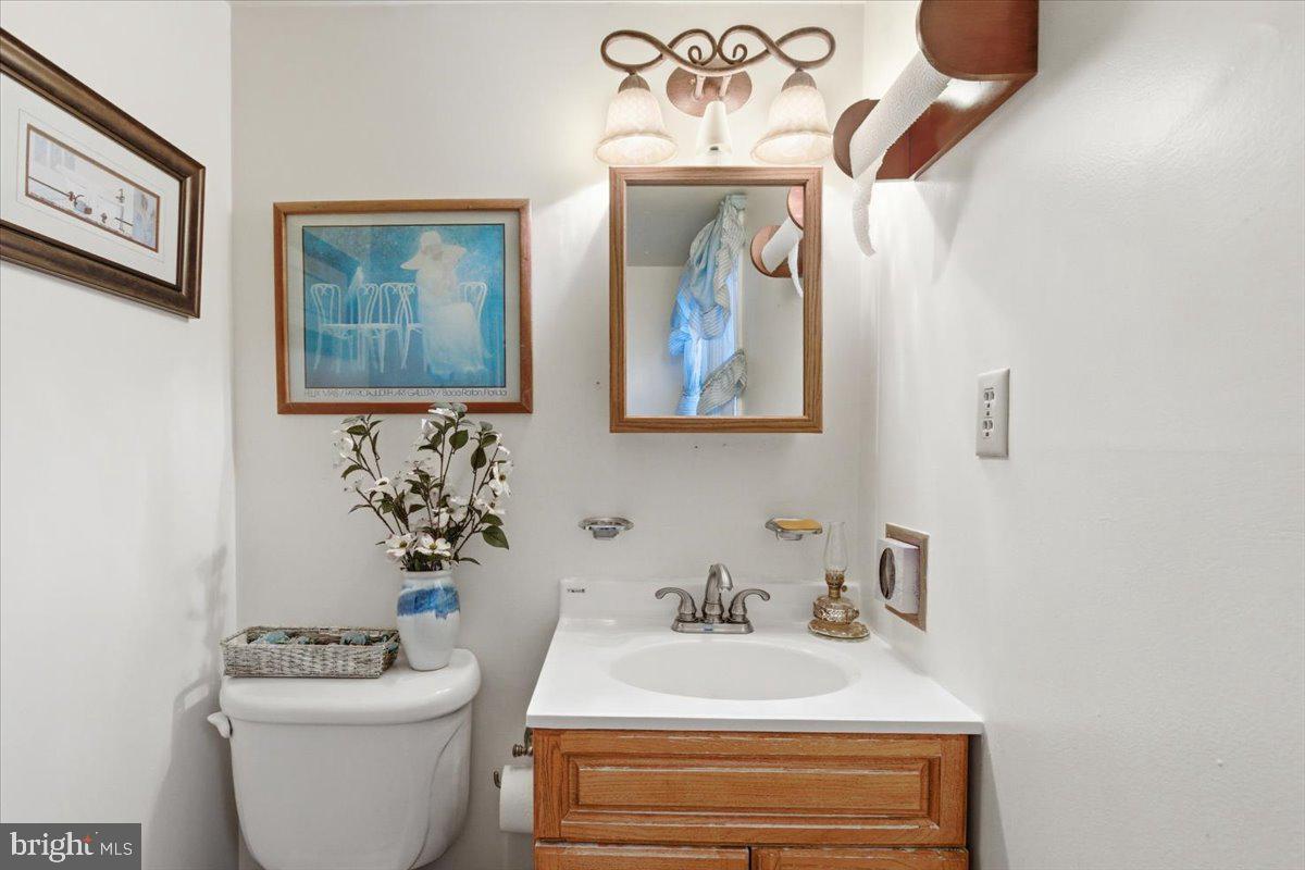 5923 Michael Road Waldorf, MD 20601 - Photo 23 of 34 Bath