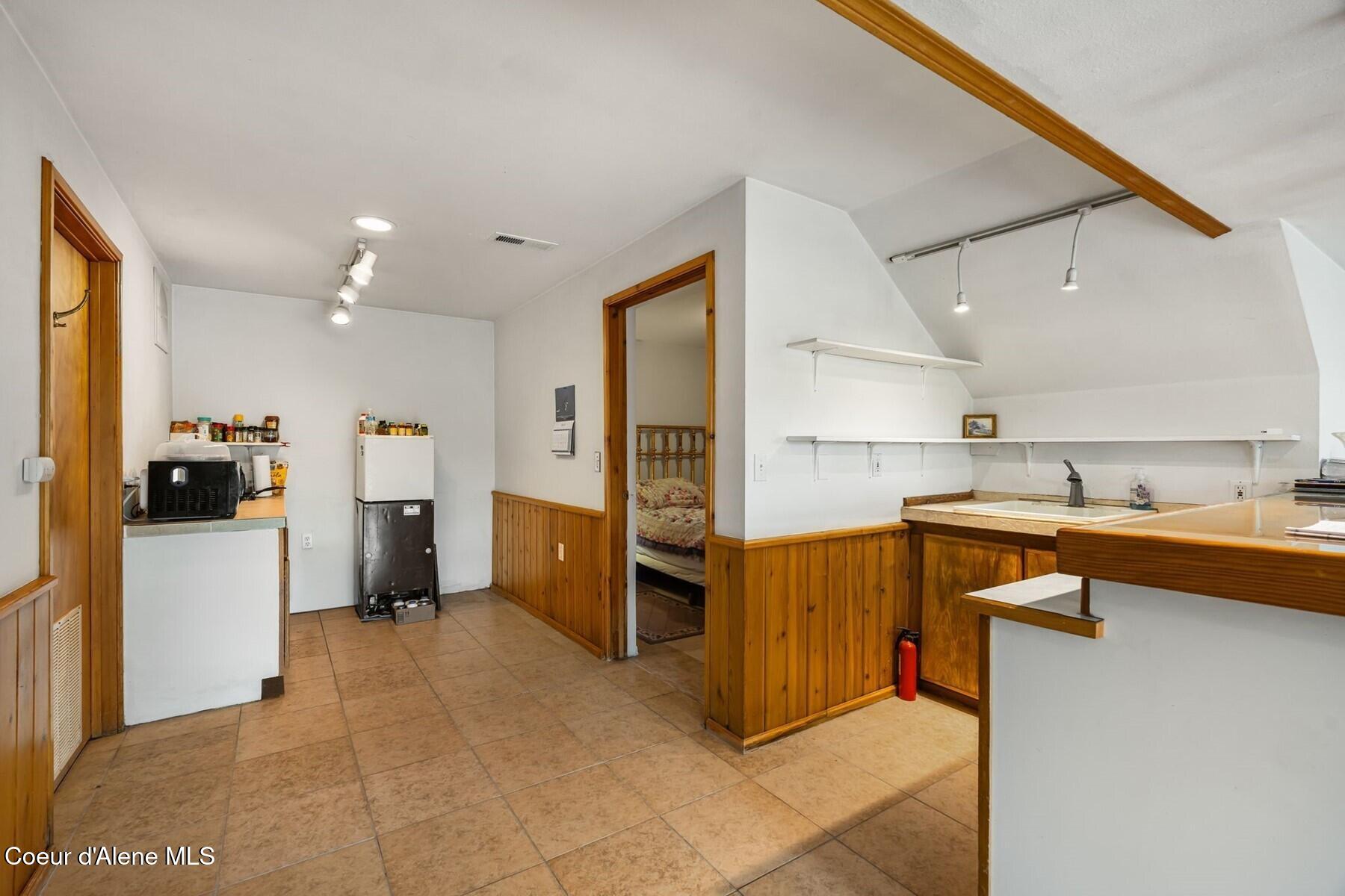 4456 West Side Road Bonners Ferry, ID 83805 - Photo 40 of 77 Basement Kitchenet
