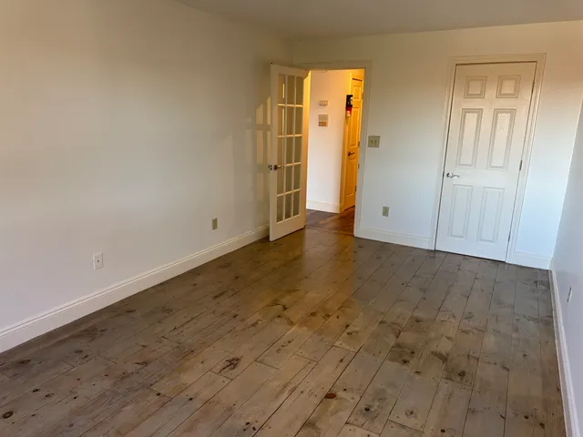 $1,600 | 136 Mammoth Road, Unit 23, Hooksett, NH 03106