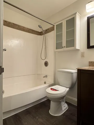 $1,600 | 136 Mammoth Road, Unit 23, Hooksett, NH 03106