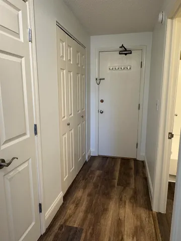 $1,600 | 136 Mammoth Road, Unit 23, Hooksett, NH 03106