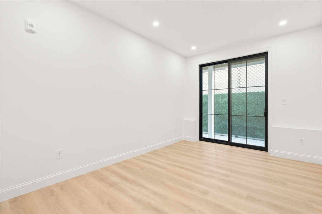 27 Shepard Street, Unit 3 Boston, MA 02135 - Photo 25 of 33