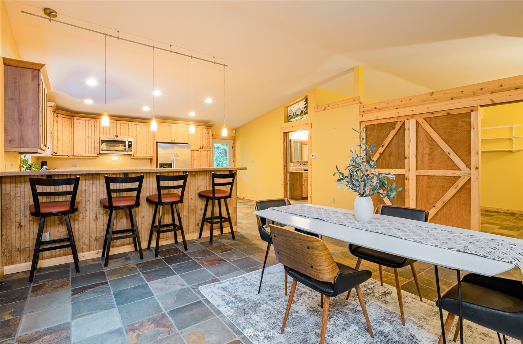 2227 East Pole Road Everson, WA 98247 - Photo 17 of 40 Gallery Image 17